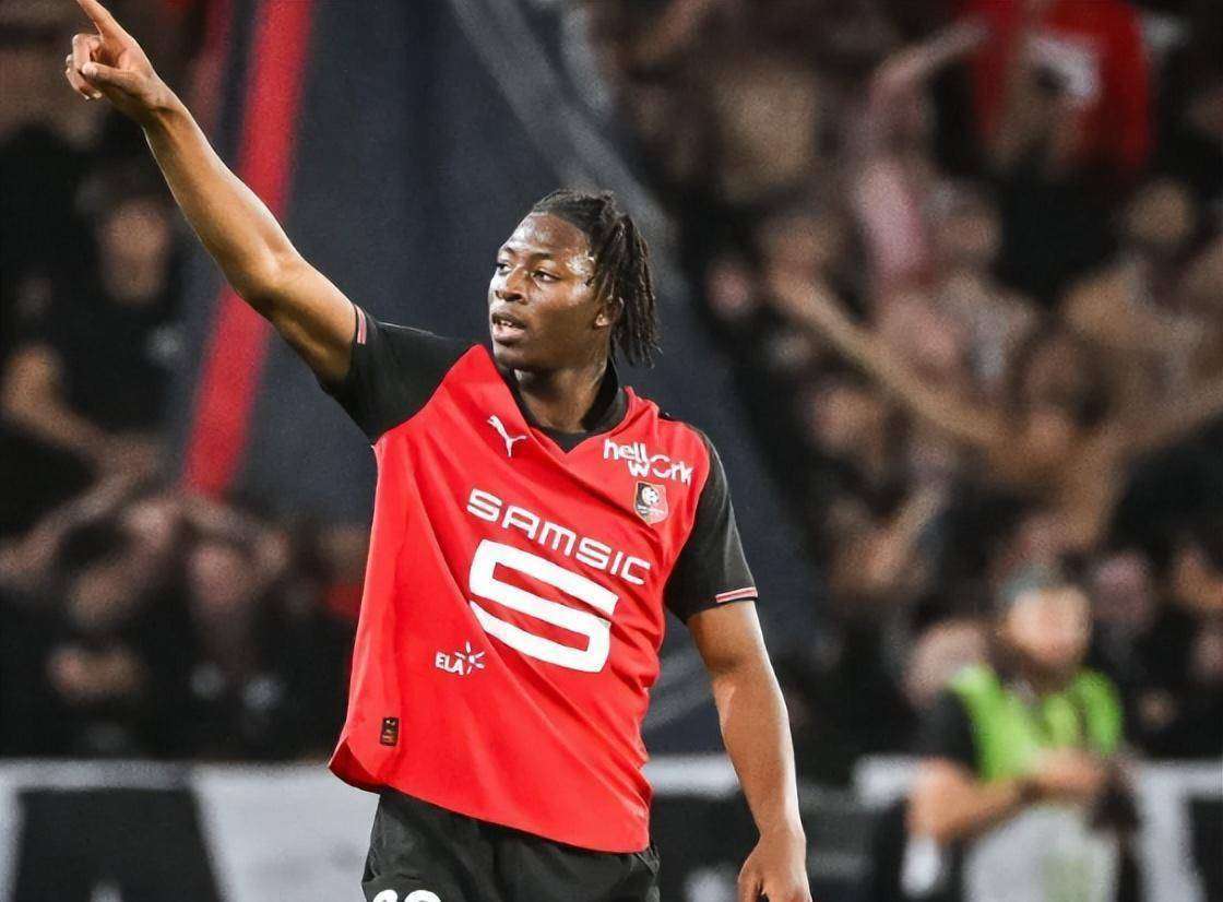 超级助攻!法国球员展现全能能力 超级助攻!法国球员展现全能能力