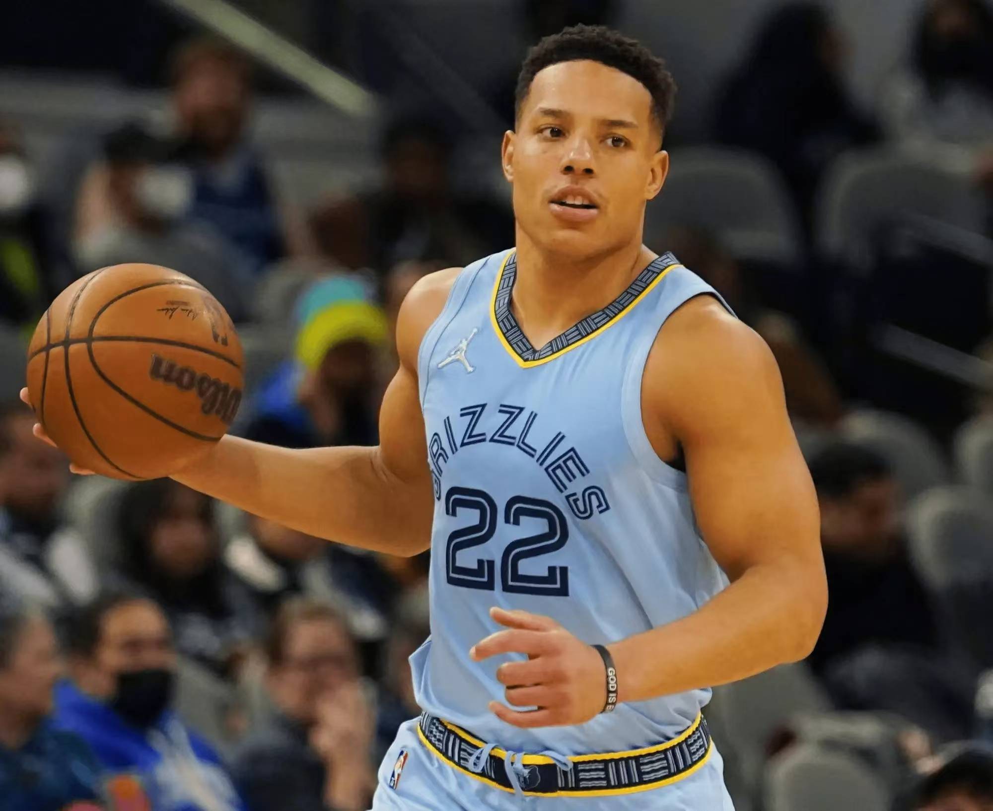 关于火箭再胜灰熊,继续保持不败纪录的信息 关于火箭再胜灰熊,继续保持不败纪录的信息