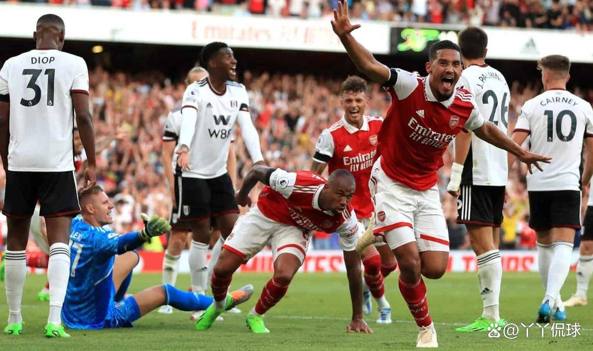 世俱杯直播-精彩比赛中球队击败强大对手