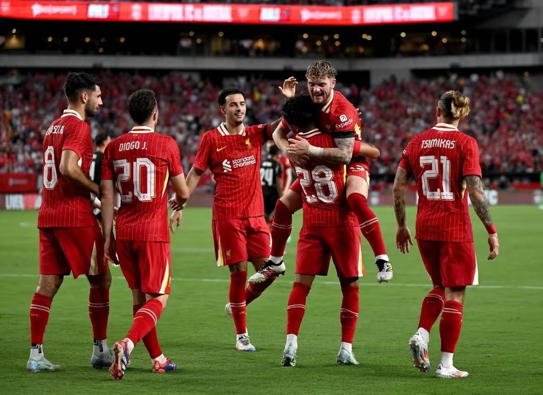 世俱杯分组-南安普顿主场逆转战胜对手，积分不断攀升