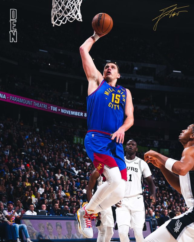 掘金大胜马刺,约基奇三双表现强势 掘金大胜马刺,约基奇三双表现强势