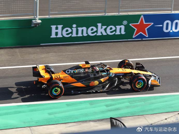 世俱杯分组-关于迈凯伦完胜红牛二队，汉密尔顿扛起全队的信息