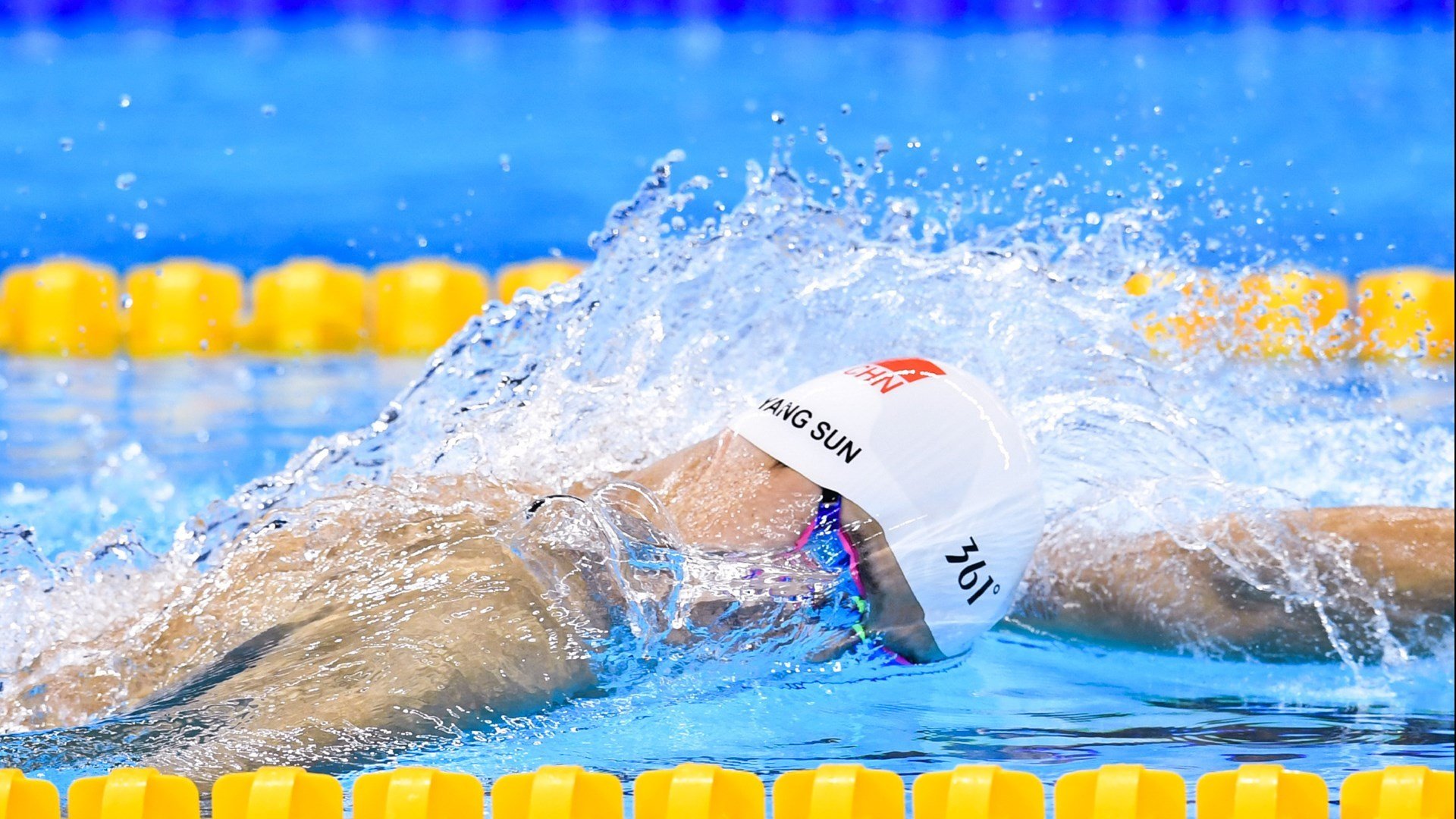 世俱杯官网-绿茵绝杀与羽坛高光,当德国战车轰鸣时,陈雨菲的星光正璀璨